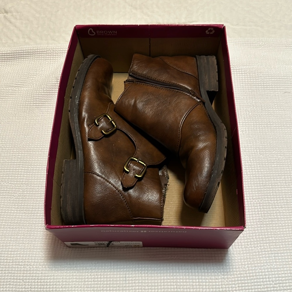 Brown Leather Naturalizer Boots Size 8.5